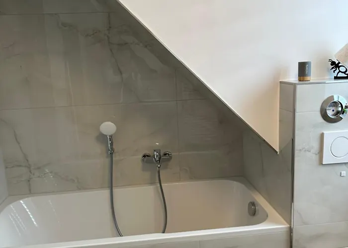 Moeblierter In Hessen * Cassel